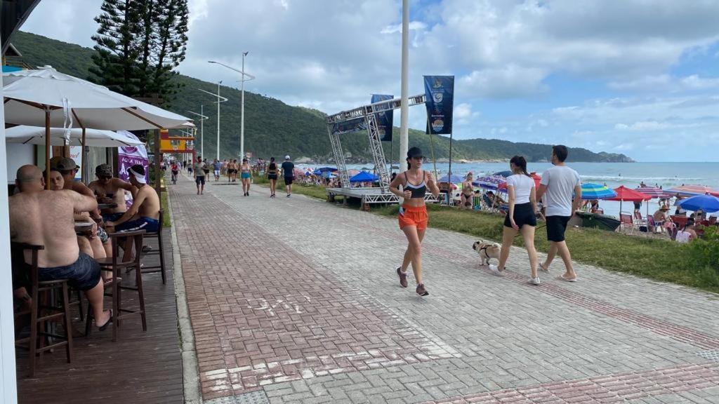 Bombas/ Bombinhas, A 50M Do Mar, Apartamento 2 Quartos, Com Churrasqueira Na Sacada, Ar E Wi-Fi מראה חיצוני תמונה